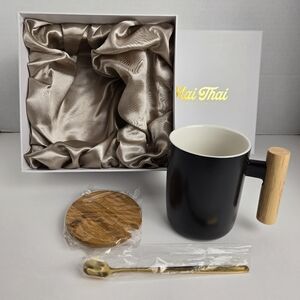 NEW Mai Thai Black Coffee Mug Bamboo Lid Handle Gold Spoon Gift Set